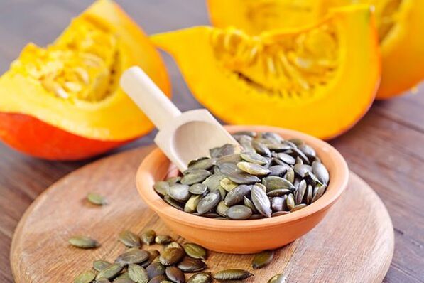 Pumpkin seeds against parasites