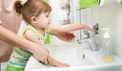 Possibilities for transmission and infection with parasites